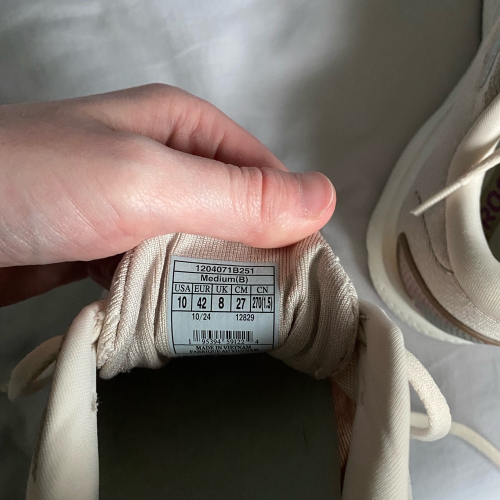 Brooks Ghost Sneakers Almond Peach/Coconut/Purple size W10 - Picture 5 of 7